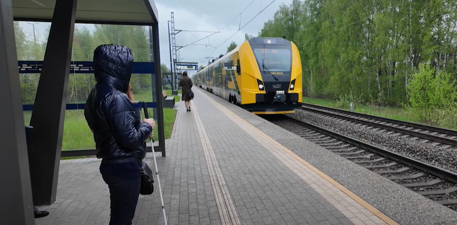 Uzlabojumi satiksmē cilvēkiem ar pārvieto&scaron;anās ierobežojumiem. Agneses pieredze