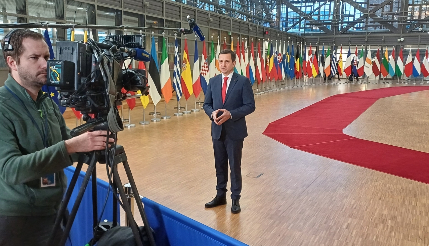 Zemkopības ministrs Armands Krauze: pārtikas pa&scaron;nodro&scaron;inājumam jābūt vienai no ES prioritātēm; atbalsts lauksaimniecībai jāpalielina