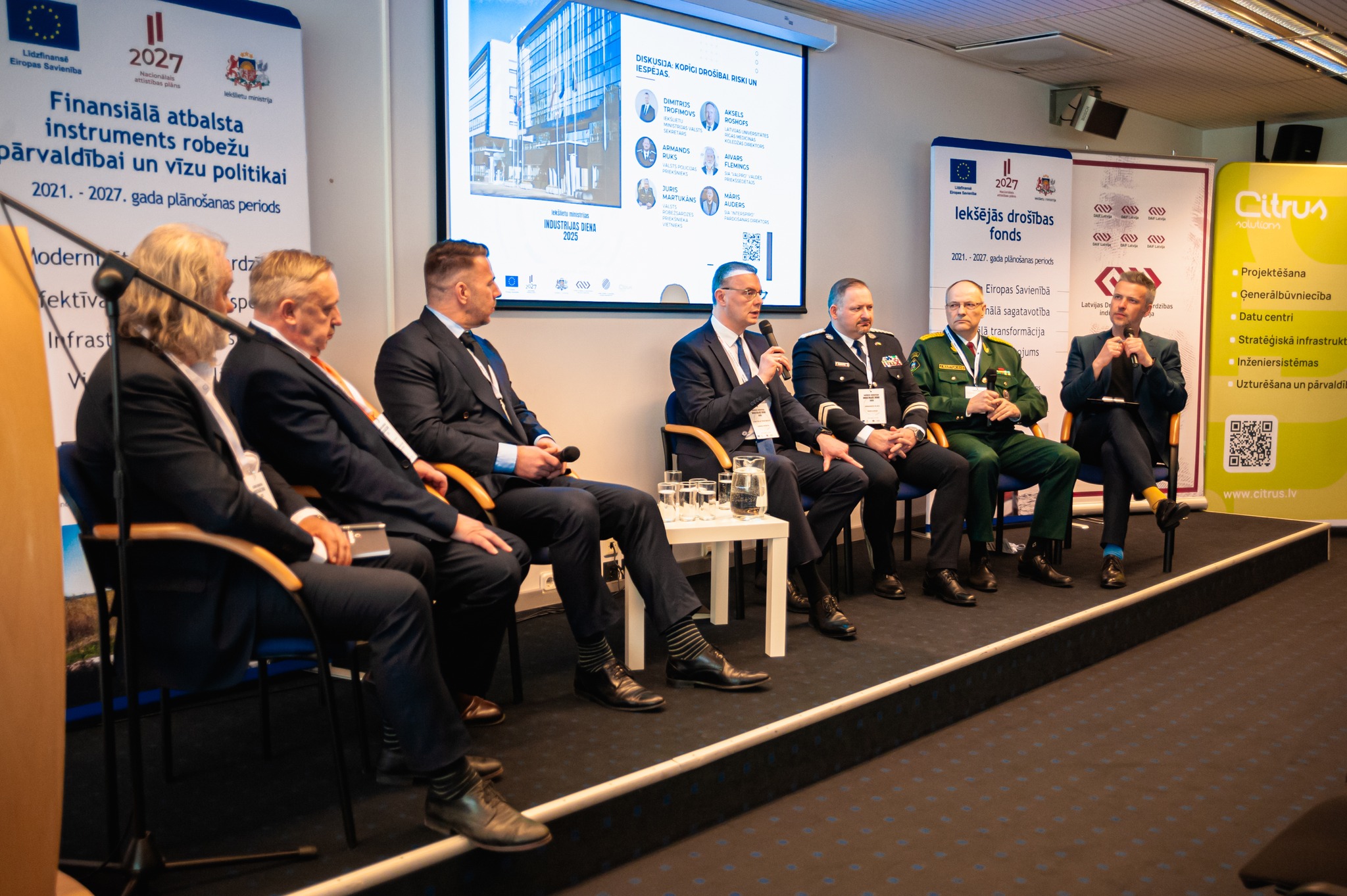Ar ES atbalstu veiksmīgi noritējusi Iek&scaron;lietu ministrijas Industrijas diena 2025
