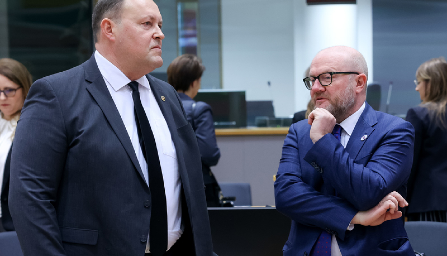 Iek&scaron;lietu ministrs Rihards Kozlovskis aicina ES dalībvalstis pārtraukt izsniegt &Scaron;engenas tūristu vīzas Krievijas pilsoņiem