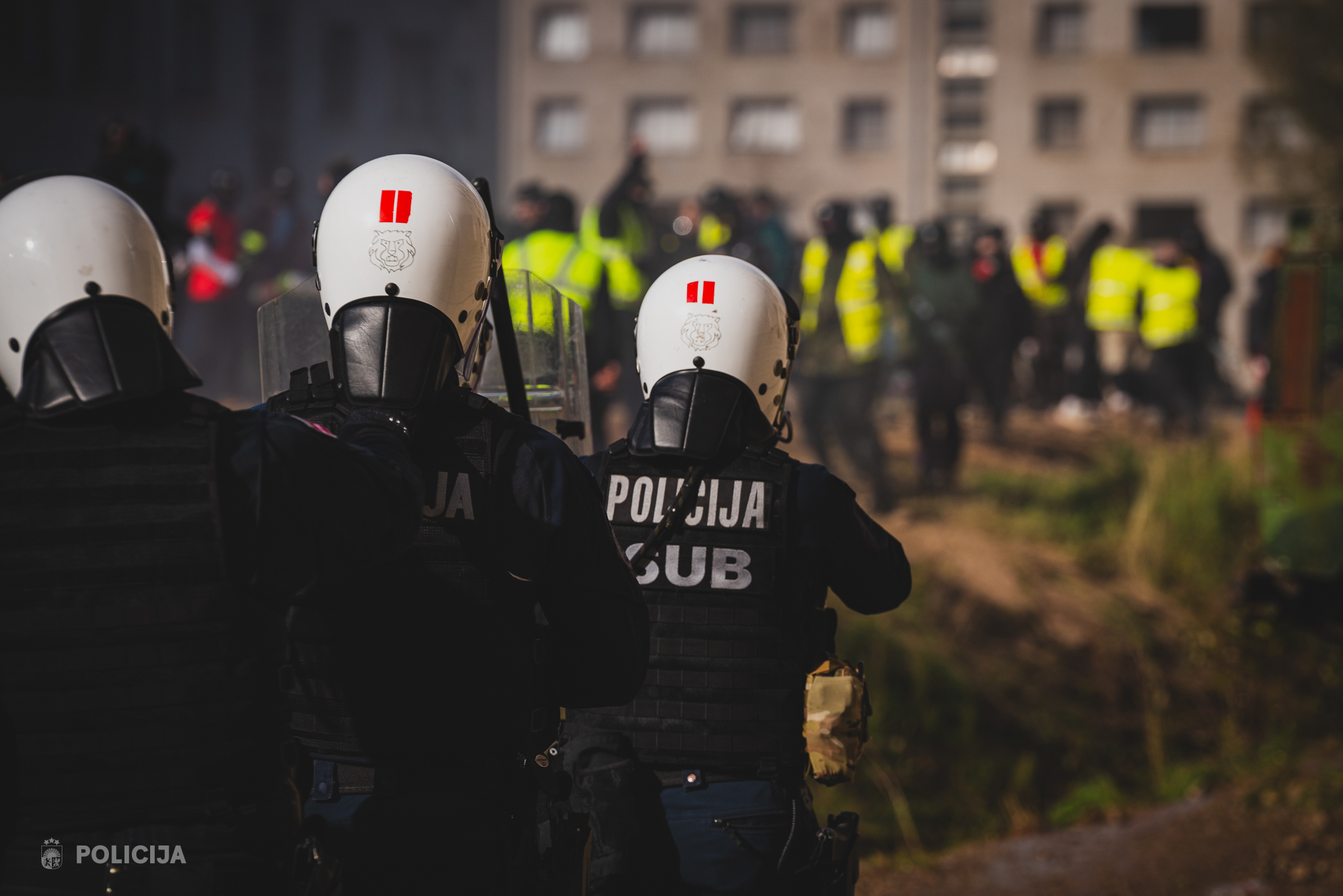 Ar ES finansiālo atbalstu notiku&scaron;as Valsts policijas Speciālo uzdevumu bataljona organizētas vērienīgas taktiskās mācības