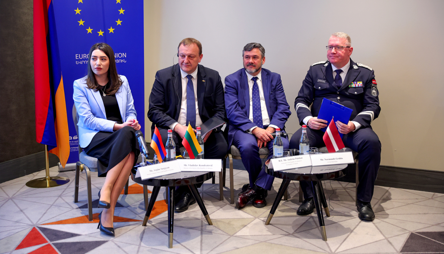 Veiksmīgi noslēdzies ES līdzfinansēts projekts ar aktīvu Latvijas un Lietuvas iesaisti par tiesībaizsardzības un dro&scaron;ības reformām Armēnijā