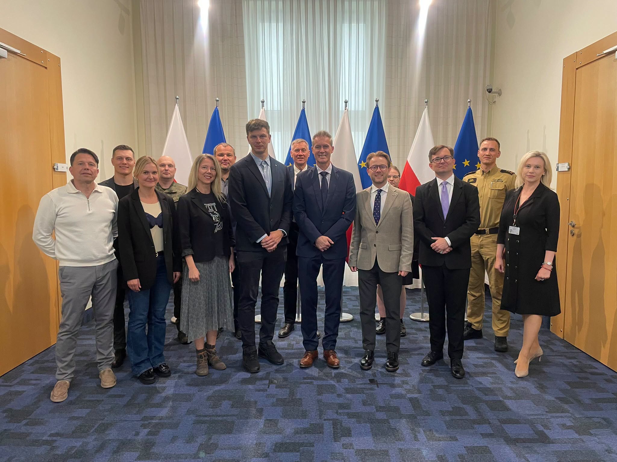 Studying Poland's experience in mass evacuation and civil-military cooperation with support from EU Interreg programme