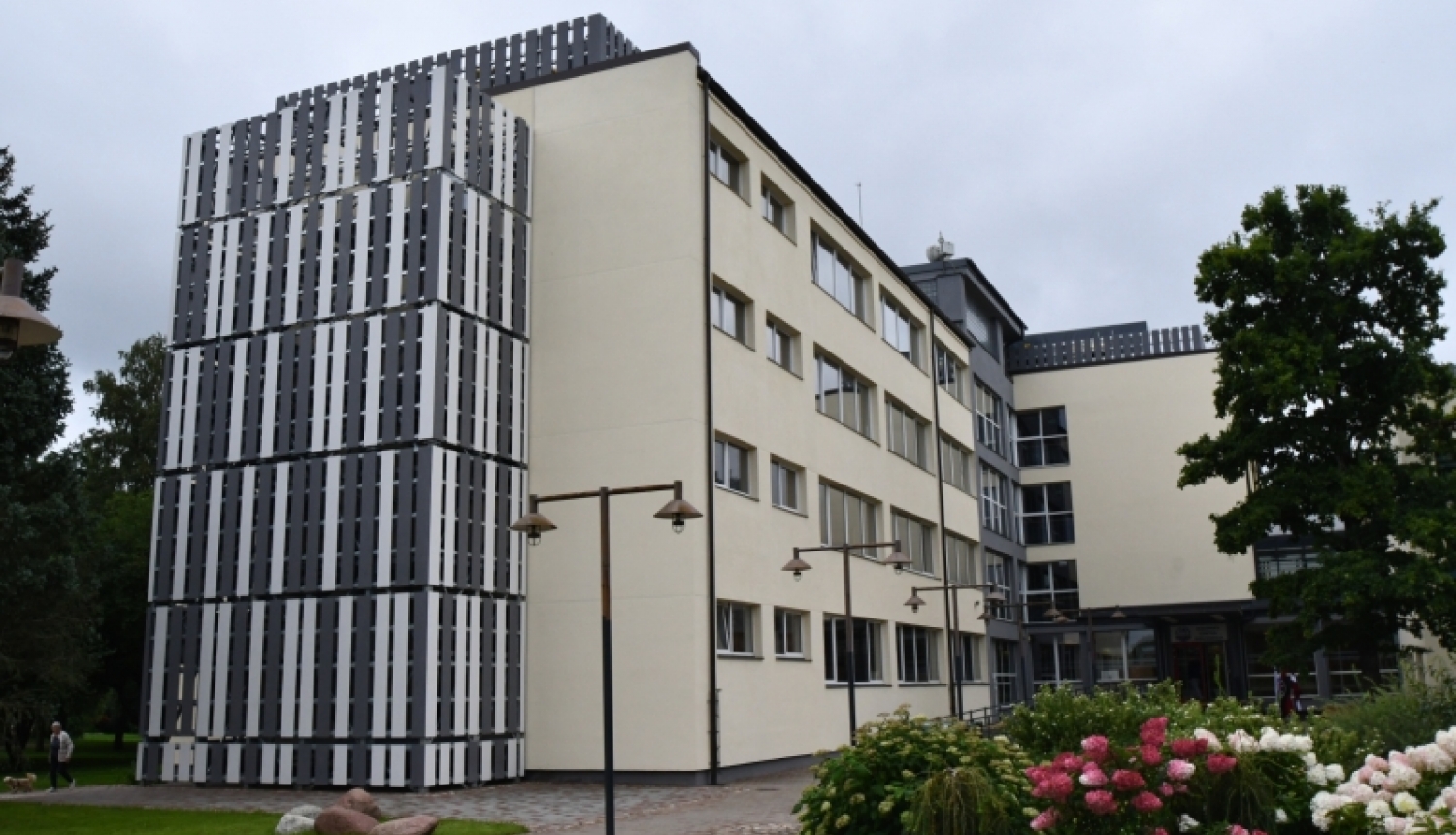 Kuldīgas Centra vidusskolā jaunais mācību gads sācies mūsdienīgi atjaunotās telpās