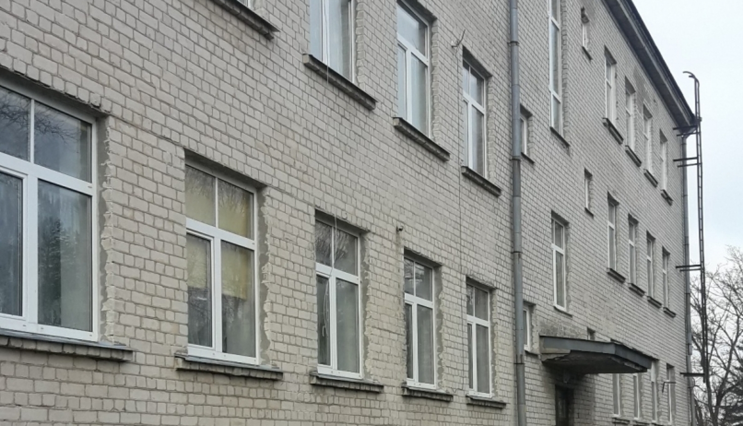 Ar Eiropas Savienības atbalstu izveidos Pagaidu patvēruma meklētāju izmitinā&scaron;anas centru Liepnā