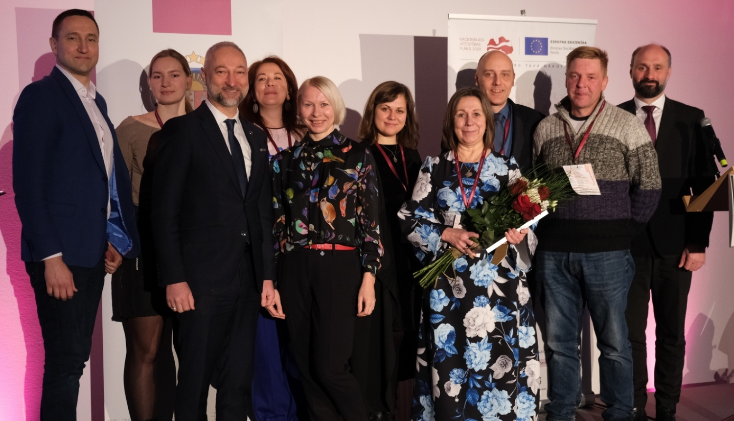 Pasniegti apbalvojumi "Cilvēks &ndash; cilvēkam"
