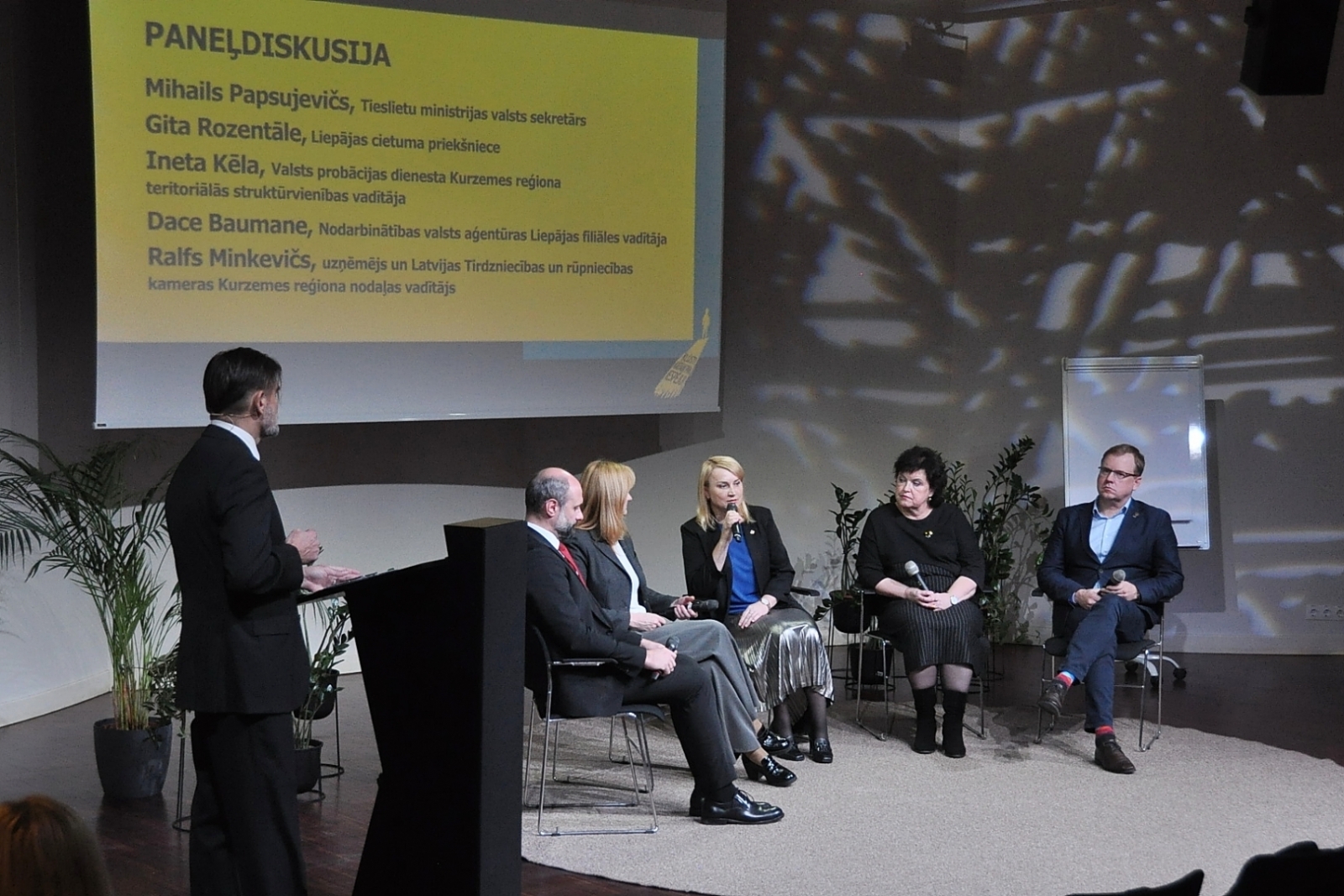 Eksperti: lai biju&scaron;o ieslodzīto integrētu darba tirgū un sabiedrībā, nozīmīga loma ir brīvprātīgo darbam