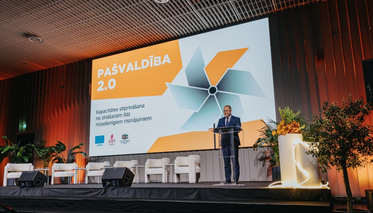 Konferencē diskutē par pa&scaron;valdību kapacitātes stiprinā&scaron;anu un mūsdienīgiem risinājumiem
