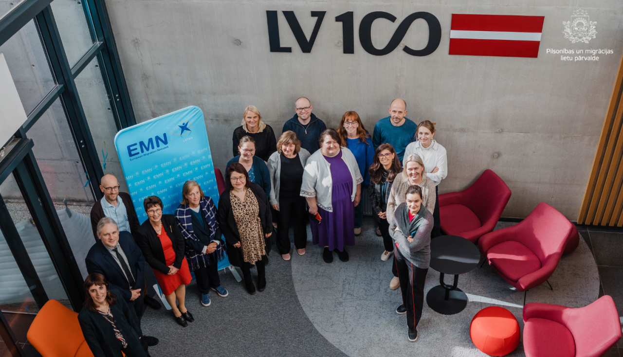 Ar ES atbalstu Eiropas Migrācijas tīkls papildina patvēruma un migrācijas terminu vārdnīcu
