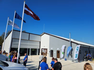 ZS “Kalmes” atklāj jaunu slaucamo govju fermu