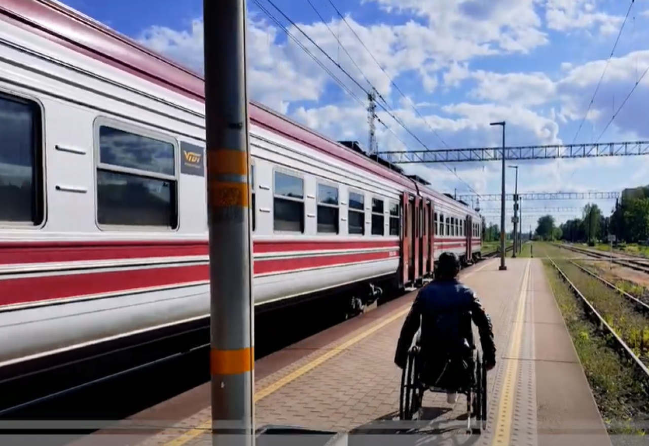 Uzlabojumi satiksmē cilvēkiem ar pārvietošanās ierobežojumiem. Lindas pieredze