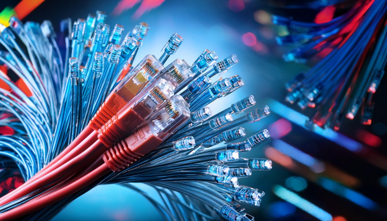 Izskata elektronisko sakaru nozares attīstības plāna 2021.-2027. starpposma izvērtējumu